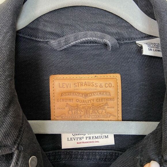Levi’s Ex Boyfriend Trucker Denim Black Jacket Size M - Picture 9 of 11